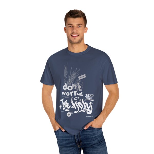 Stylish Relaxed T-Shirt | Don’t Worry Graphic Tee, Unisex Fashion, Casual Wear, Gift Idea, Summer Style, Everyday Comfort - Image 8